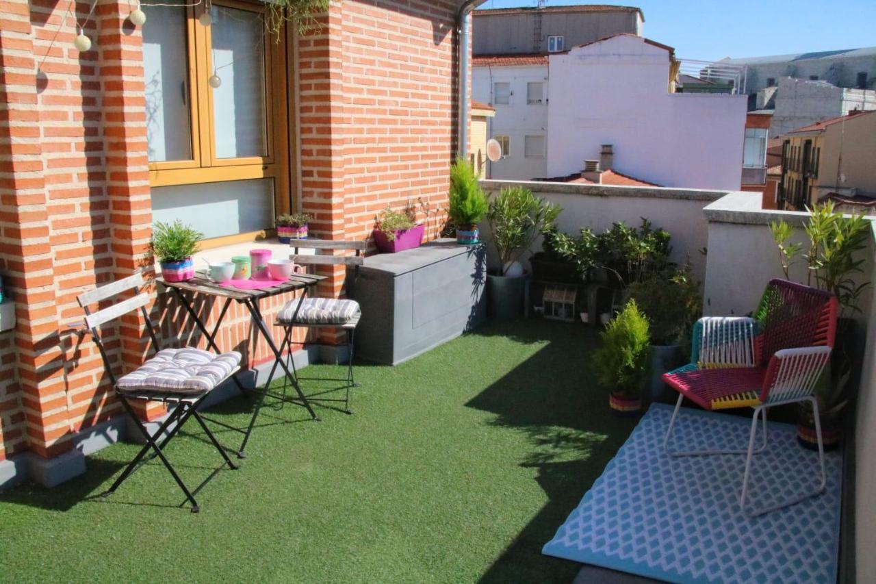 Ferienwohnung El Atico De Valladolid - Centro - Terraza - Wifi Exterior foto